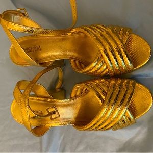 Michael Kors Gold pump sandal!